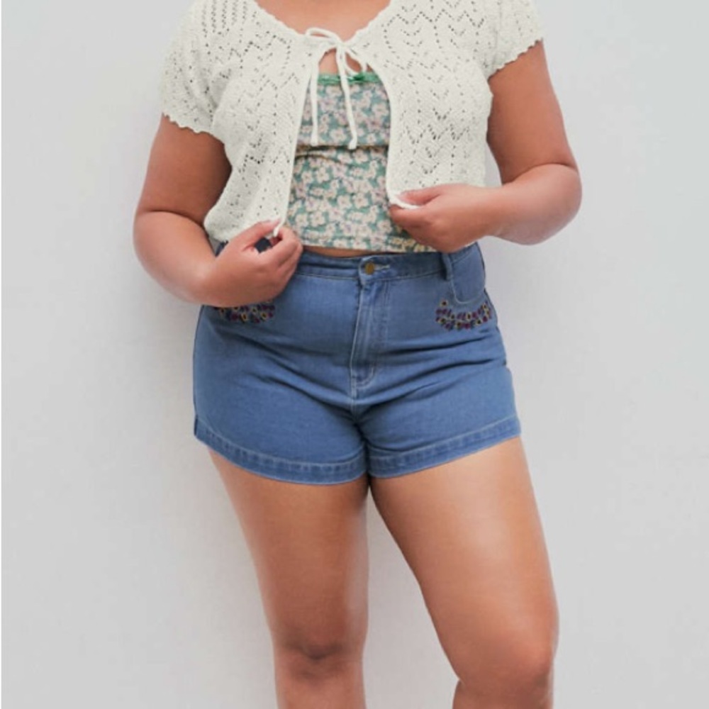 Cider Blue Denim Jean Shorts with Embroidered Pockets